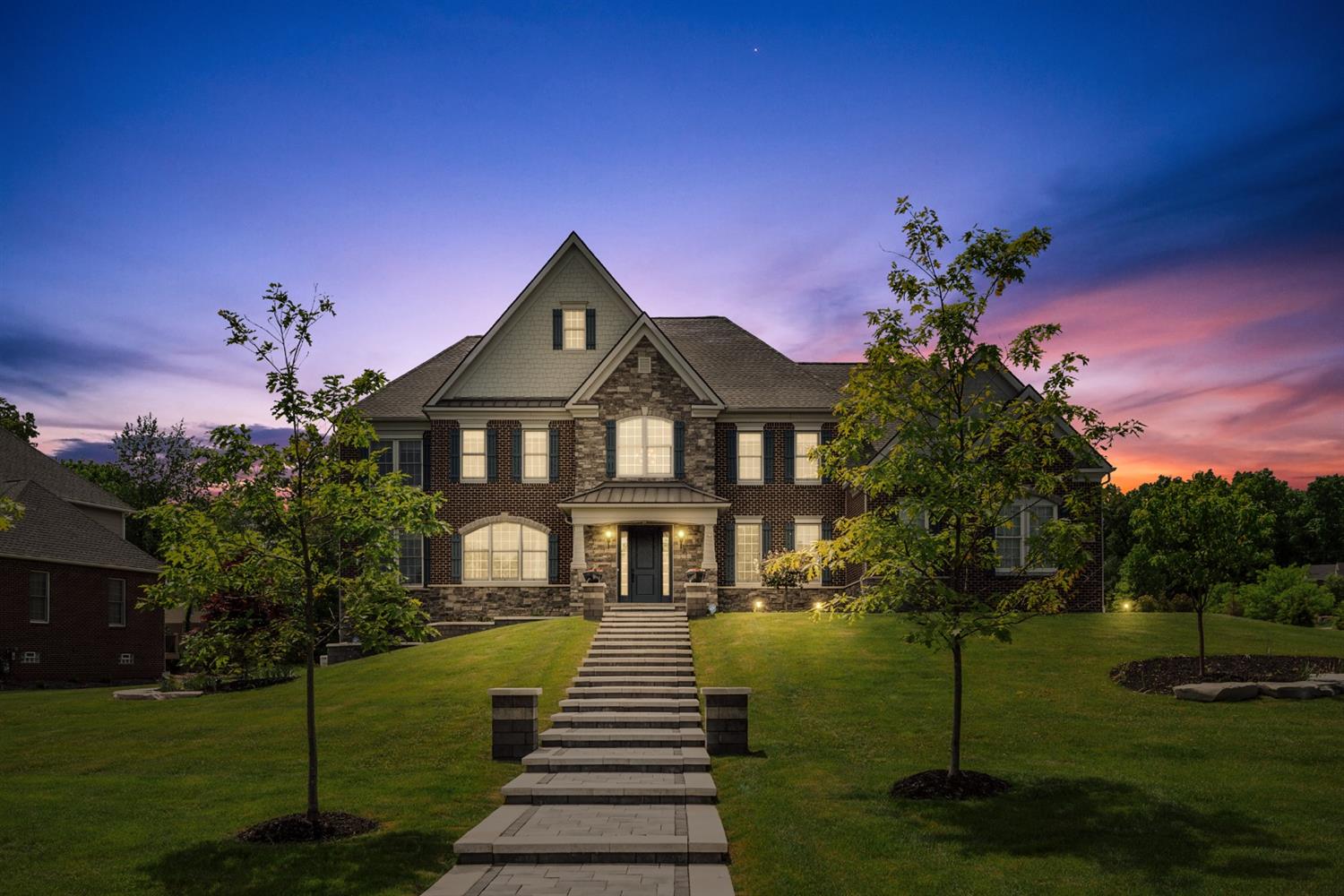 Show Stopping Home in Northeast Ann Arbor!